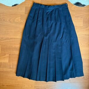 Elegant Black Pleated Skirt